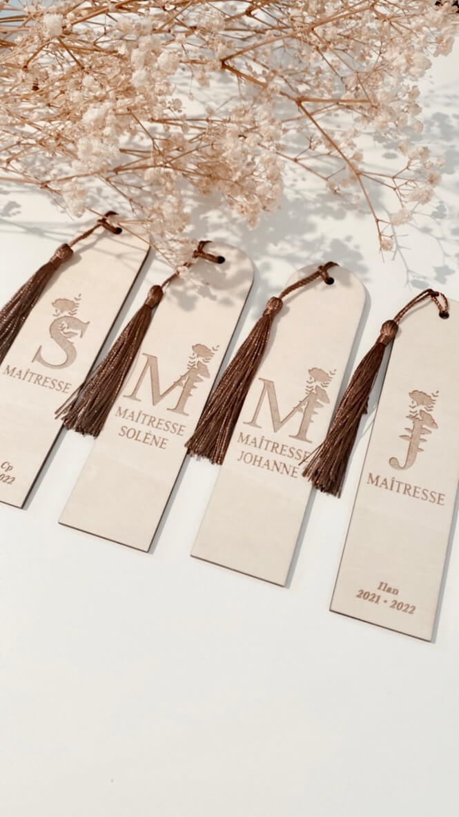 marquepage_maitresse_personnalisee_latelierophelie